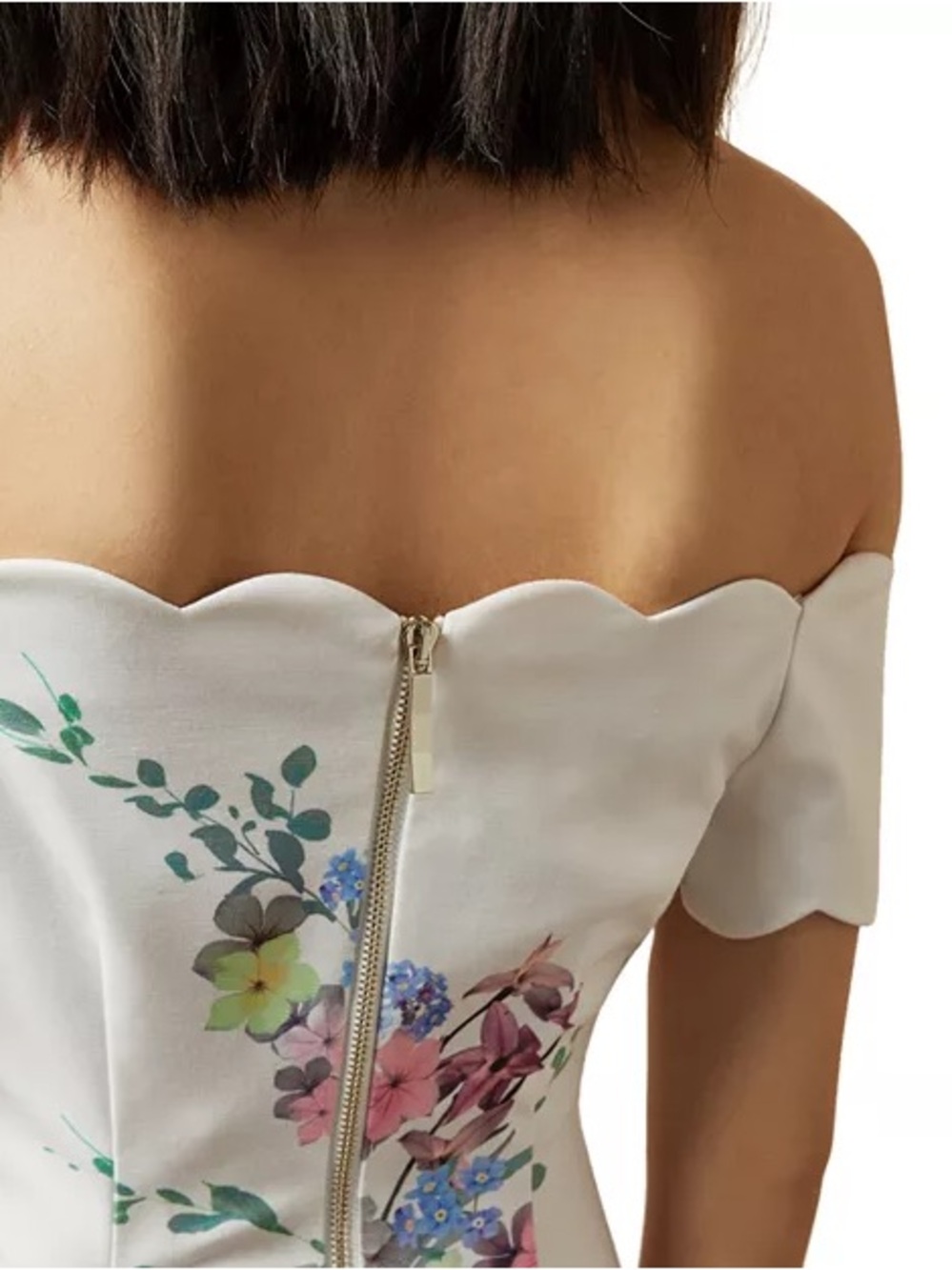 Ted Baker London Ivory Trixiiy Pergola Scallop Dress | Ted Size 2 (US 6) - Picture 15 of 16